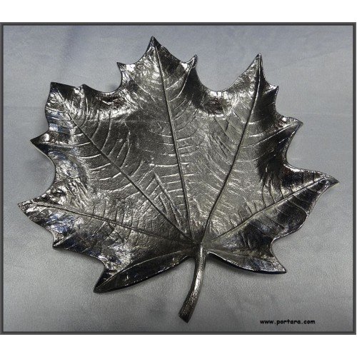 Amazing Maple Leaf Dish