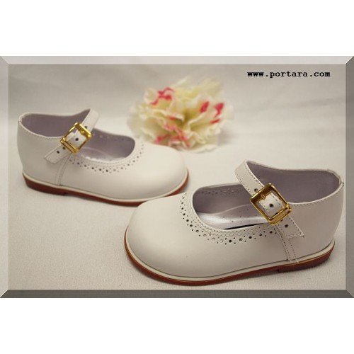 Girls Shoes with Simple Design ~ White or Ivory